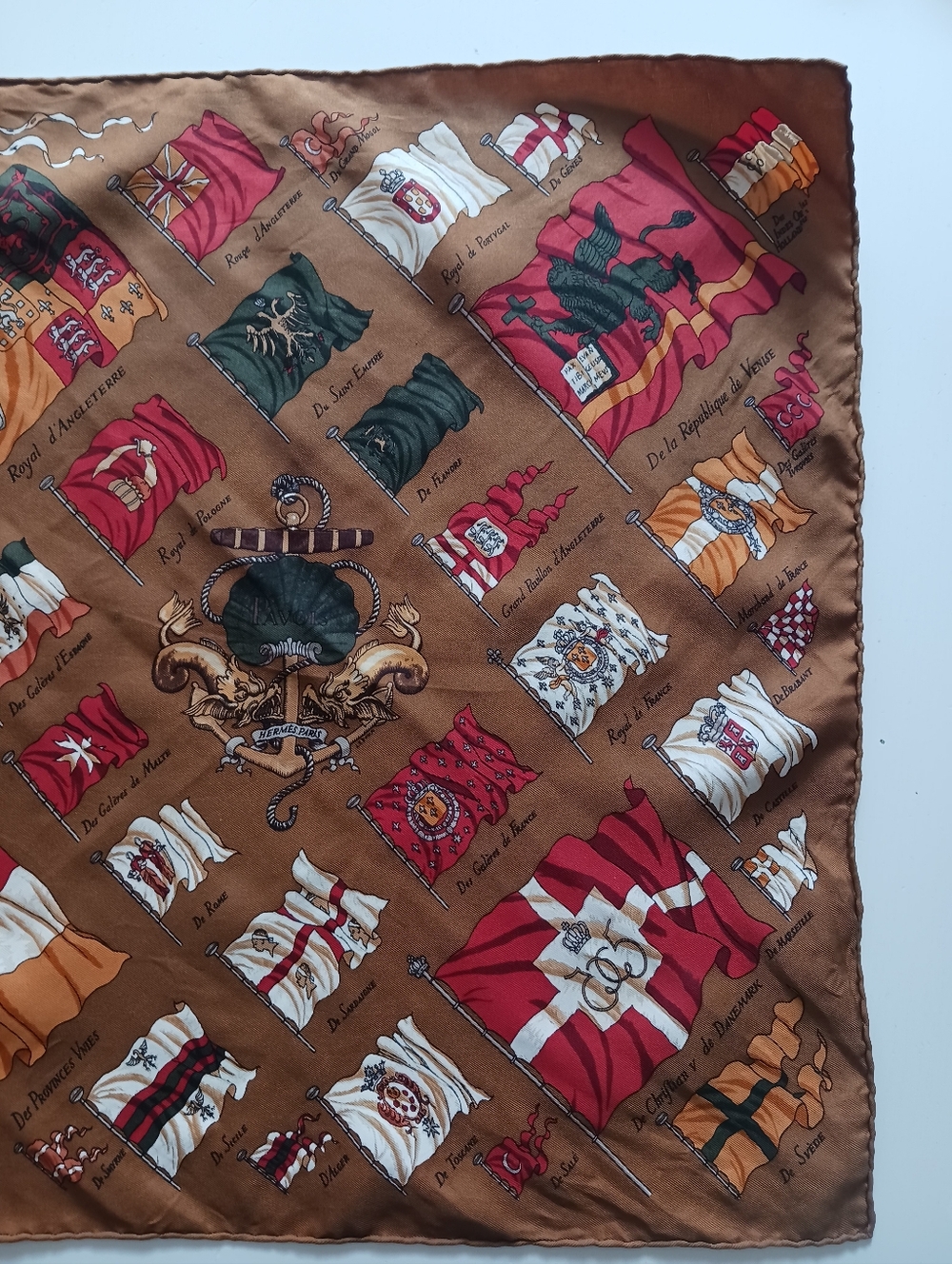 Hermes Silk Handkerchief , Silk Scarf. Vintage.+ Free Gift 2 Vintage Silk Scarf - Picture 6 of 13